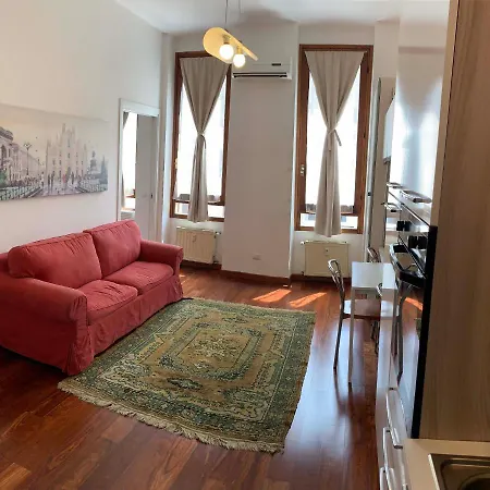 Bilocale Appena Ristrutturato - Stazione Appartement *
